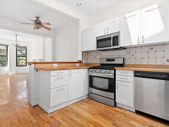 3rd image of 185 Saint Marks Ave APT 4L
