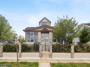 4200 29th St, Mount Rainier, MD