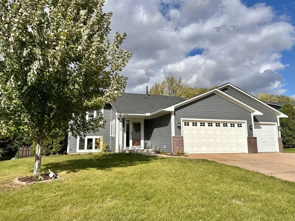 920 Deer Ridge St NW, Lonsdale, MN 55046