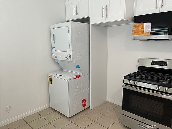 3rd image of 1143 Raymond Ave #2