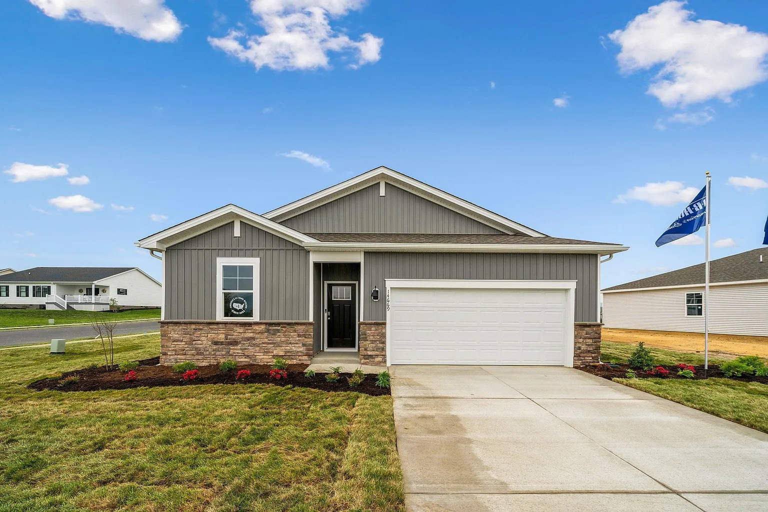 14669 Green View Dr #D2e4a3 photo 1
