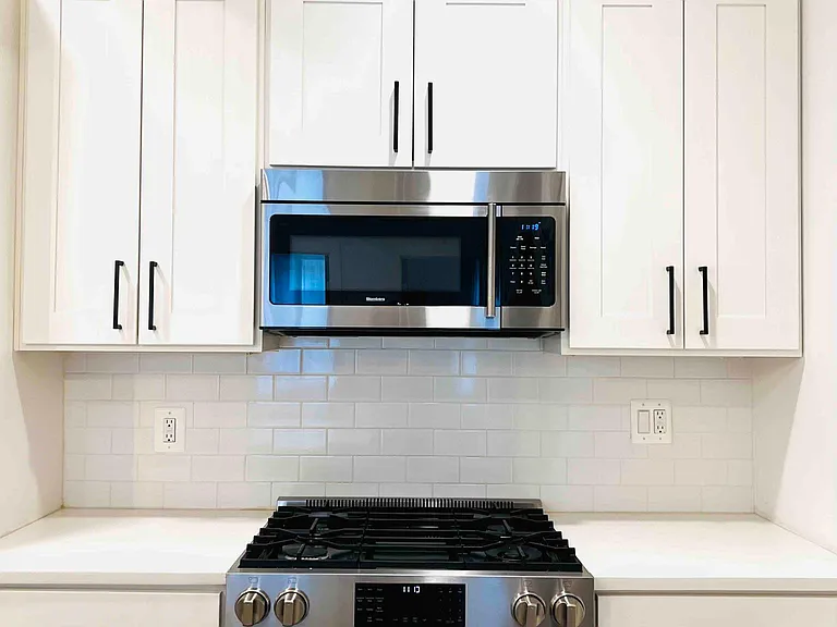 1236 Shepherd St NW #4 — Photo 1