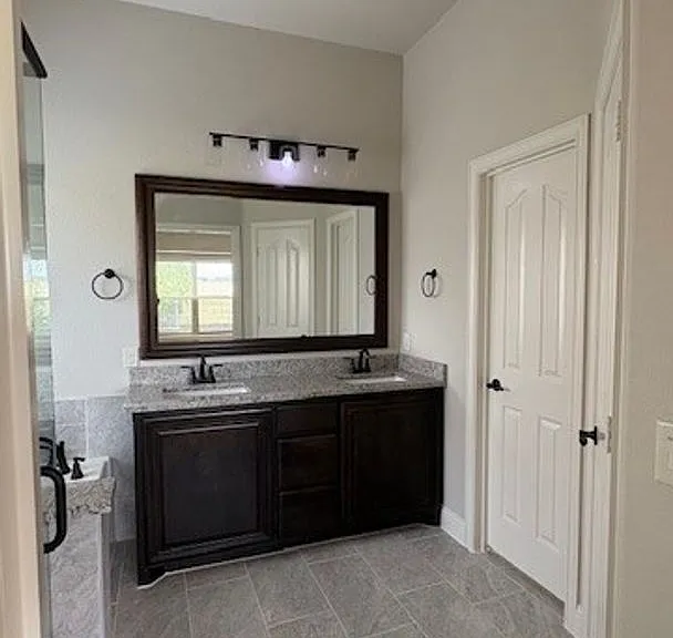 9400 Wellington Dr — Photo 11