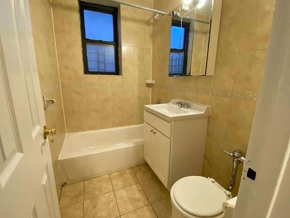 1st image of 144-20 41st Ave #325