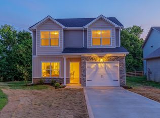372 Village Dr, Frankfort, KY 40601