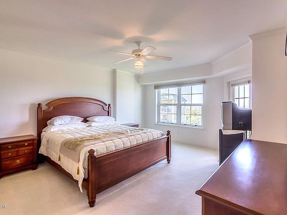 4th image of 4670 Links Village Dr Unit A702