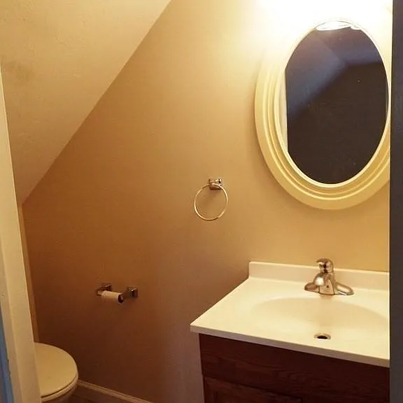 60 Alpine Pl — Photo 8
