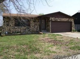 2027 Maple Tree Ln, Cahokia, IL 62206
