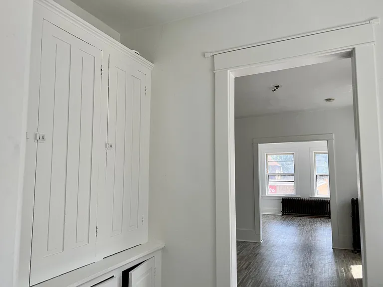 2324 Atwood Ave #1 — Photo 8