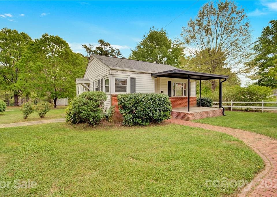126 S Magnolia St, Mooresville, NC 28115 Zillow