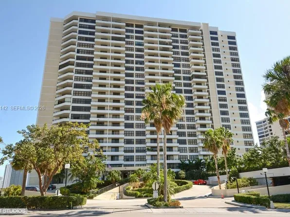 2500 Parkview Dr APT 1004, Hallandale, FL 33009