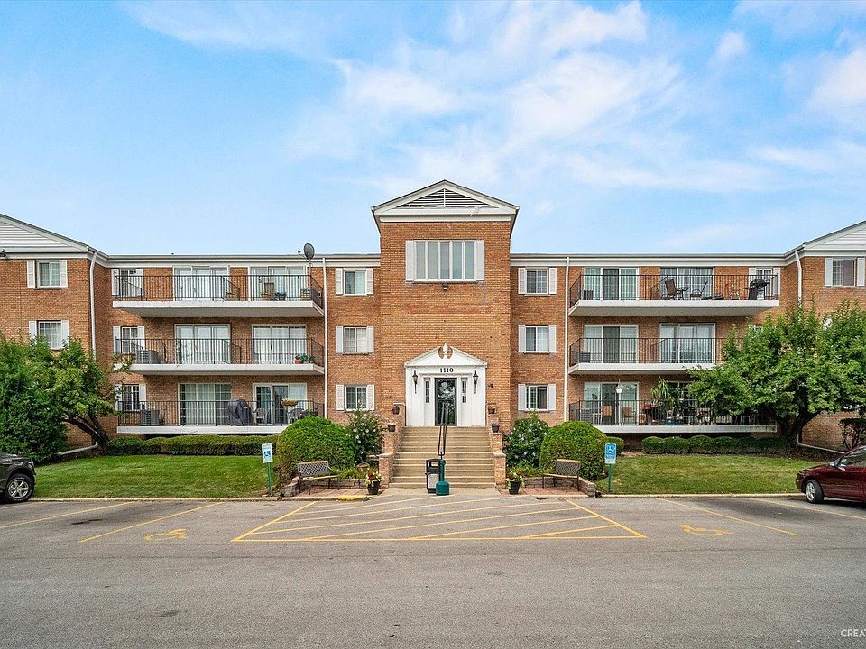 1st image of 1110 N Farnsworth Ave APT 316