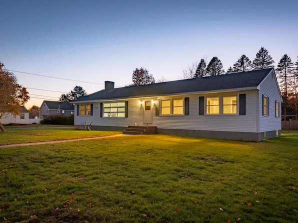 2 Ward St, Tewksbury, MA 01876