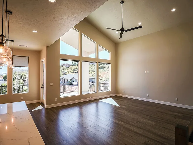 1855 W 740 South Cir — Photo 14