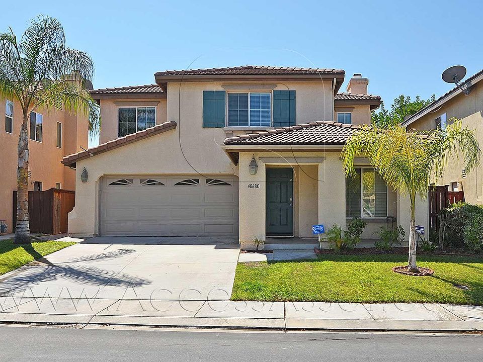 1st image of 40680 La Salle Pl