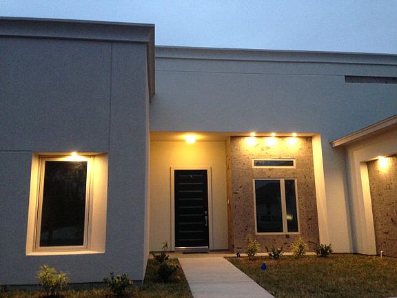 2nd image of 3065 W Lake Ave