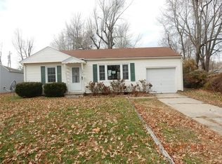402 9th Ter, Warrensburg, MO 64093