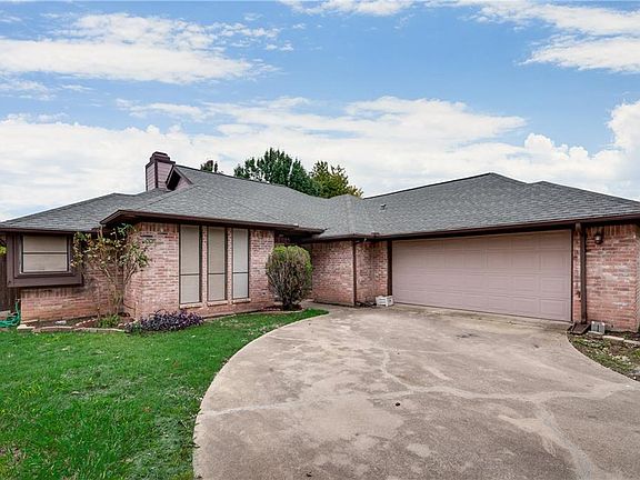 2nd image of 5214 Prairie Creek Dr