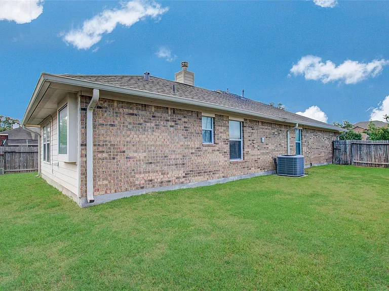 5003 Riverbridge Ct — Photo 25