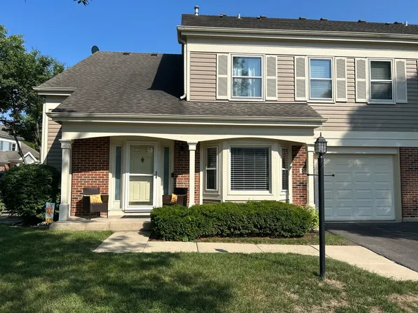 2015 Lake Arlington Dr, Arlington Heights, IL 60004