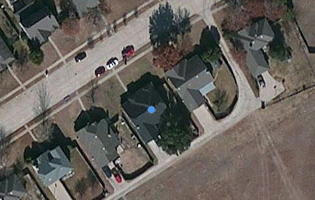 1st image of 837 Weaver St