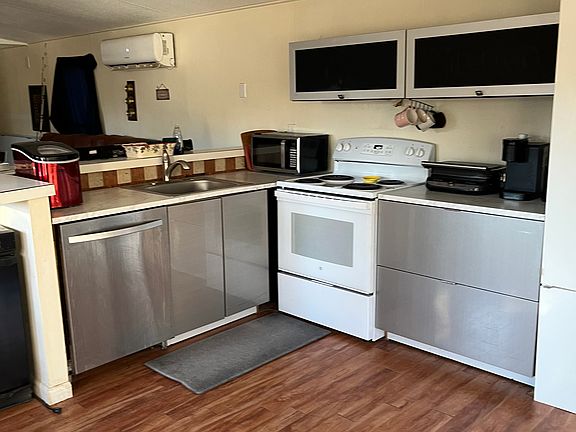 2nd image of 103 Whitetail Dr