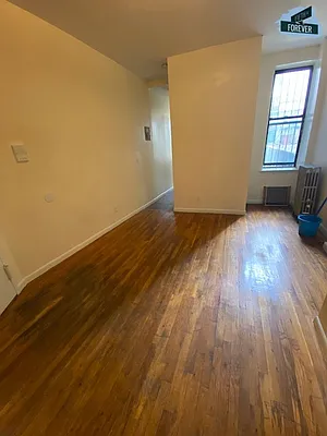 Rented by Fifth & Forever LLC | media 8