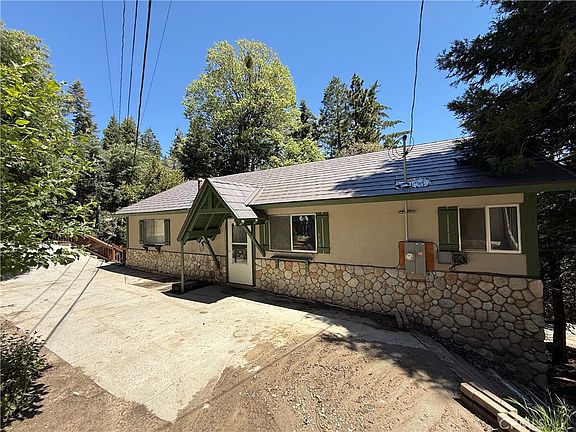 2nd image of 333 La Casita Dr