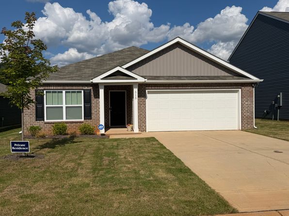 515 Valencia Cir