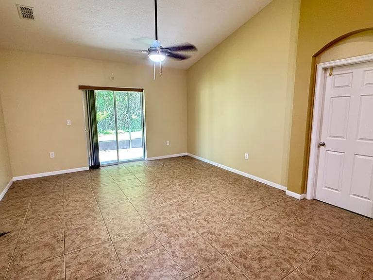 3750 Aria Dr — Photo 2