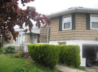 384 S Bayview Ave, Freeport, NY 11520
