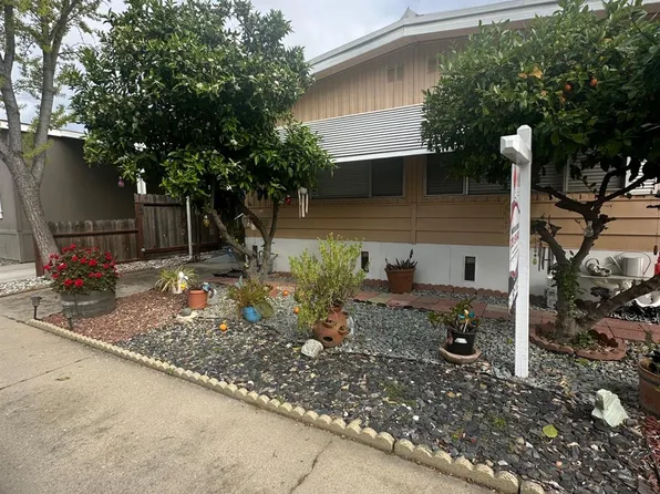 2113 Viking Ln, Modesto, CA 95350