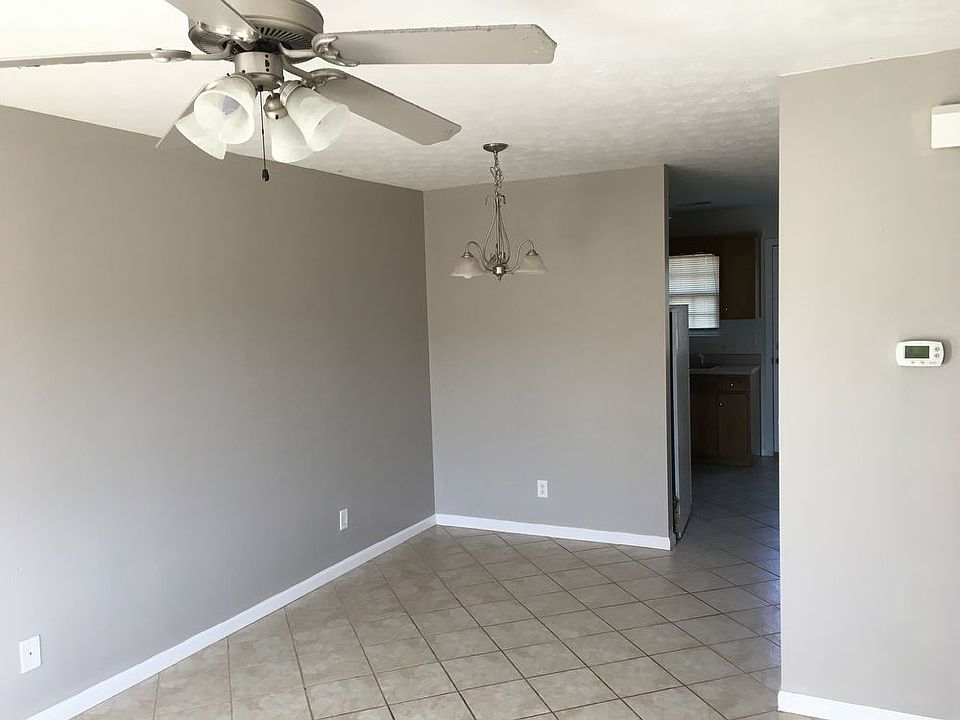 2nd image of 203 Bundrum Dr NW APT 4