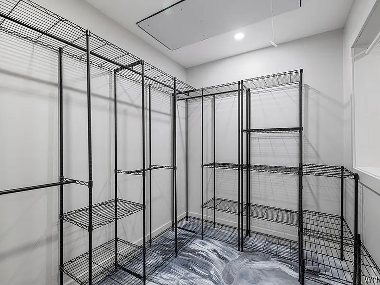 855 Madison Ave — Photo 17