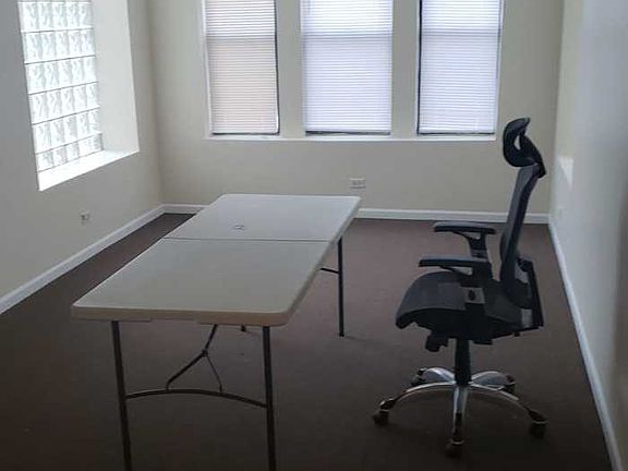 3rd image of 3350 W Evergreen Ave APT 1E