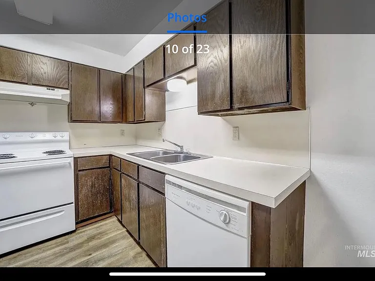 209 Crestview Dr #209 — Photo 4