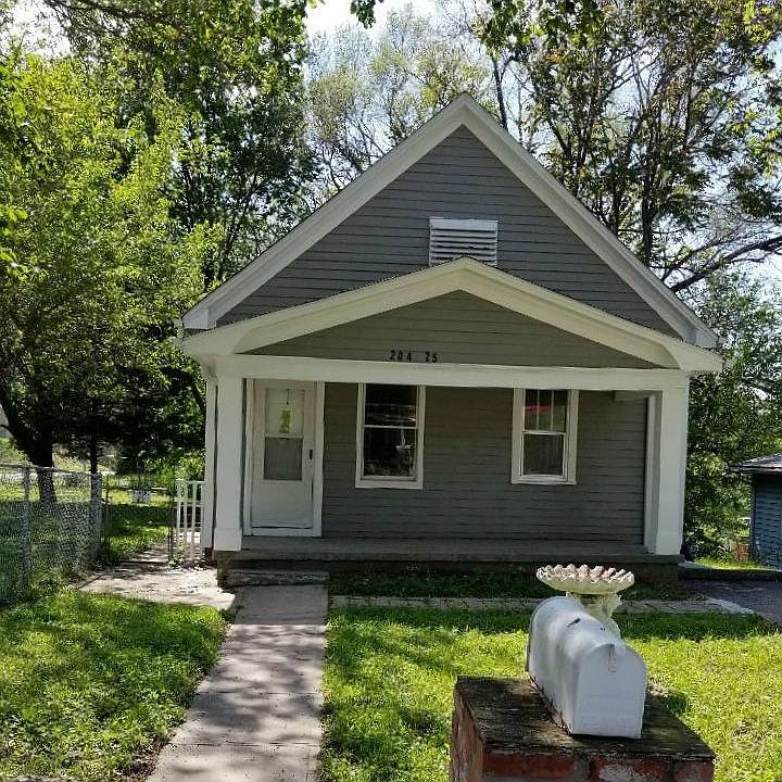 1st image of 204 N 25th St