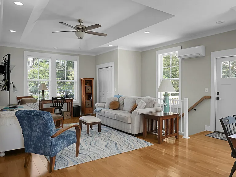 1354 Bluebird Dr — Photo 10