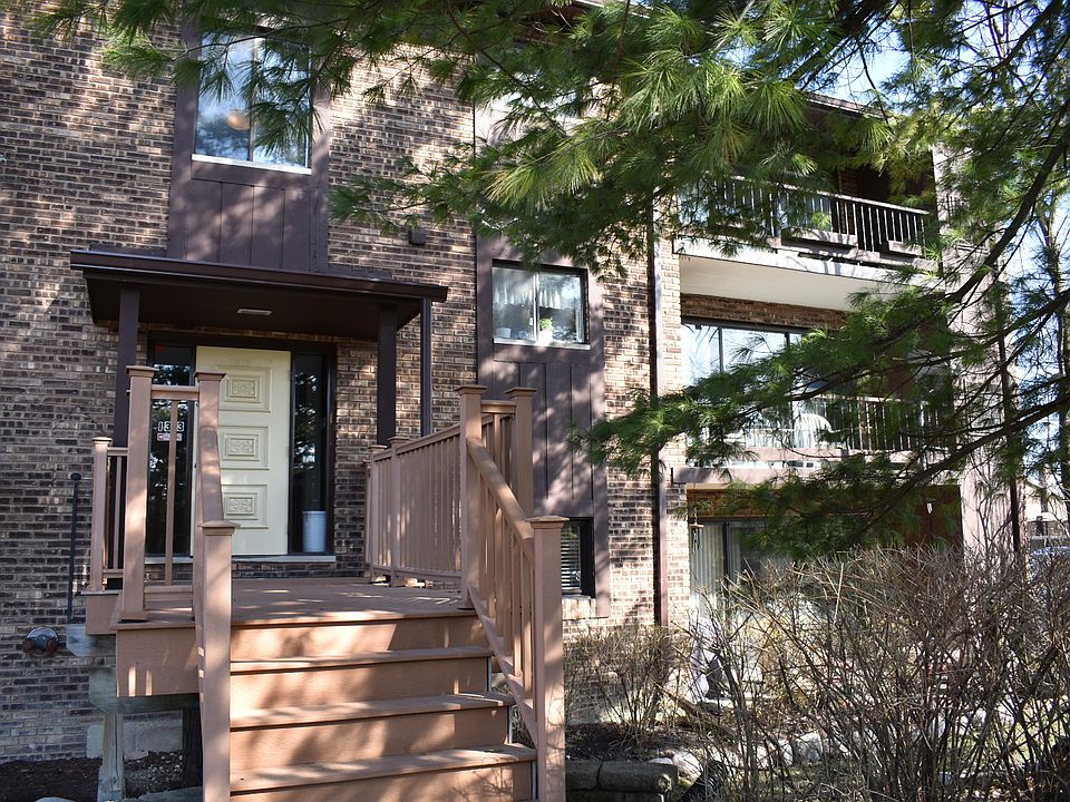 1st image of 1313 Cass Ln W #302