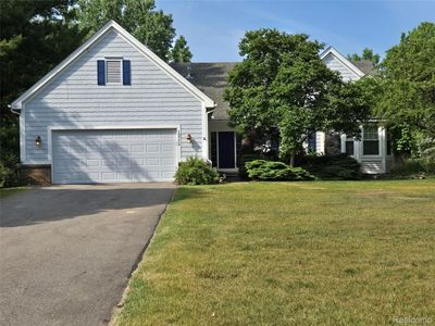 10772 Grassy Knoll Ct, Brighton, MI, 48114