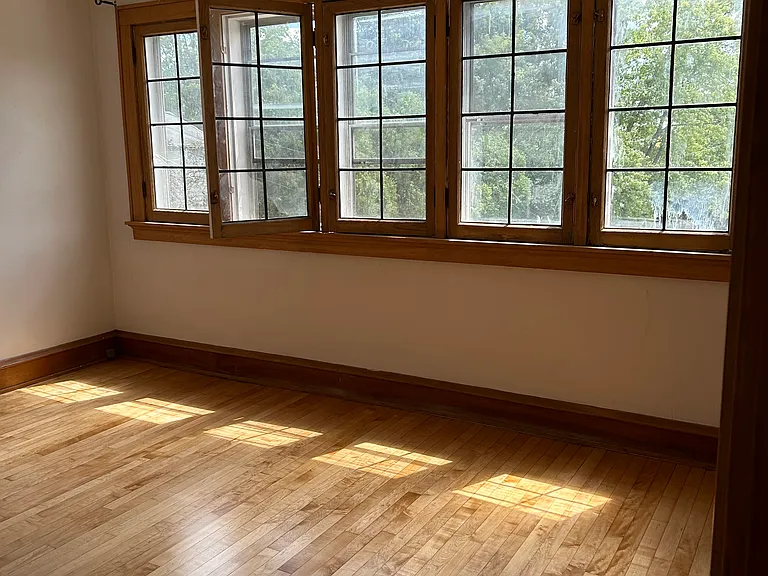 402 N Main St #402 — Photo 9