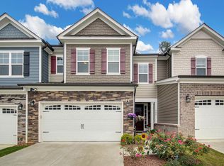 924 Haybeck Ln, Apex, NC 27523