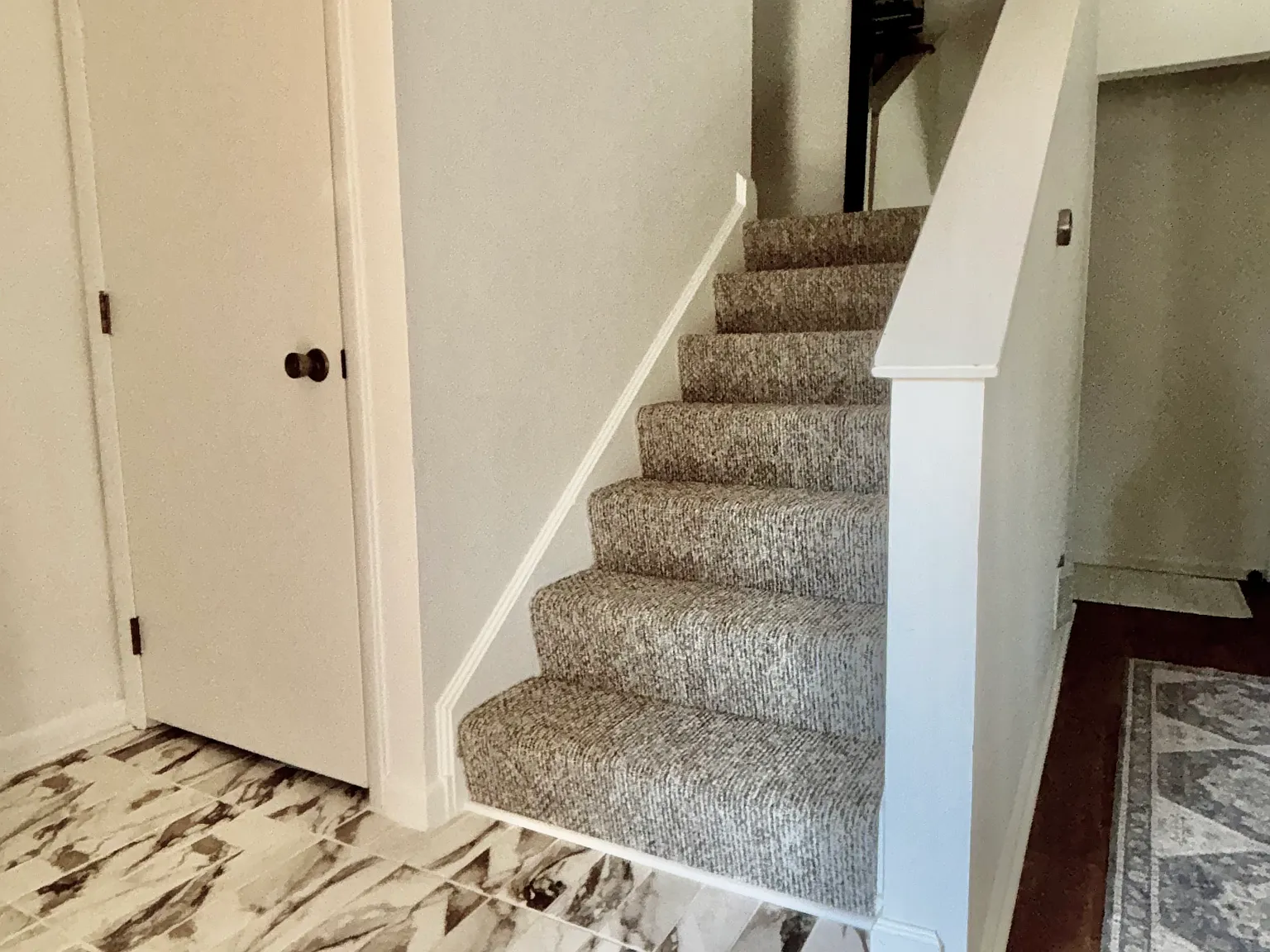 2 bed, 1327 sqft, $2,490 — Photo 4
