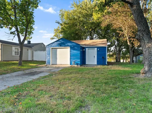 1715 Altgeld St, South Bend, IN 46614