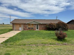 414 S Highland Ave, Hobart, OK 73651