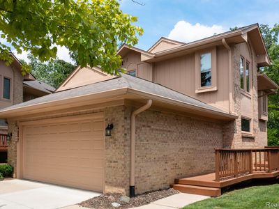 22140 River Ridge Trl, Farmington, MI, 48335