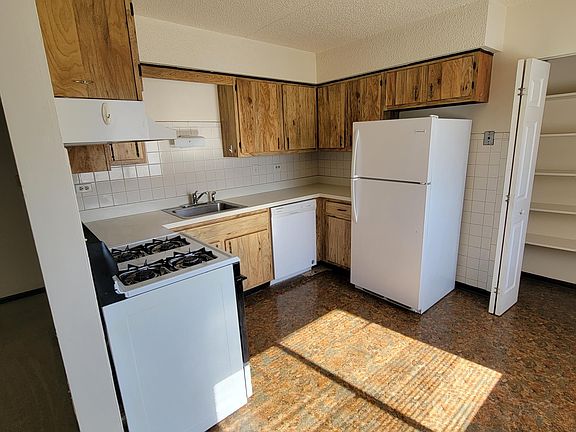 5th image of 9845 Cordoba Ct #1D