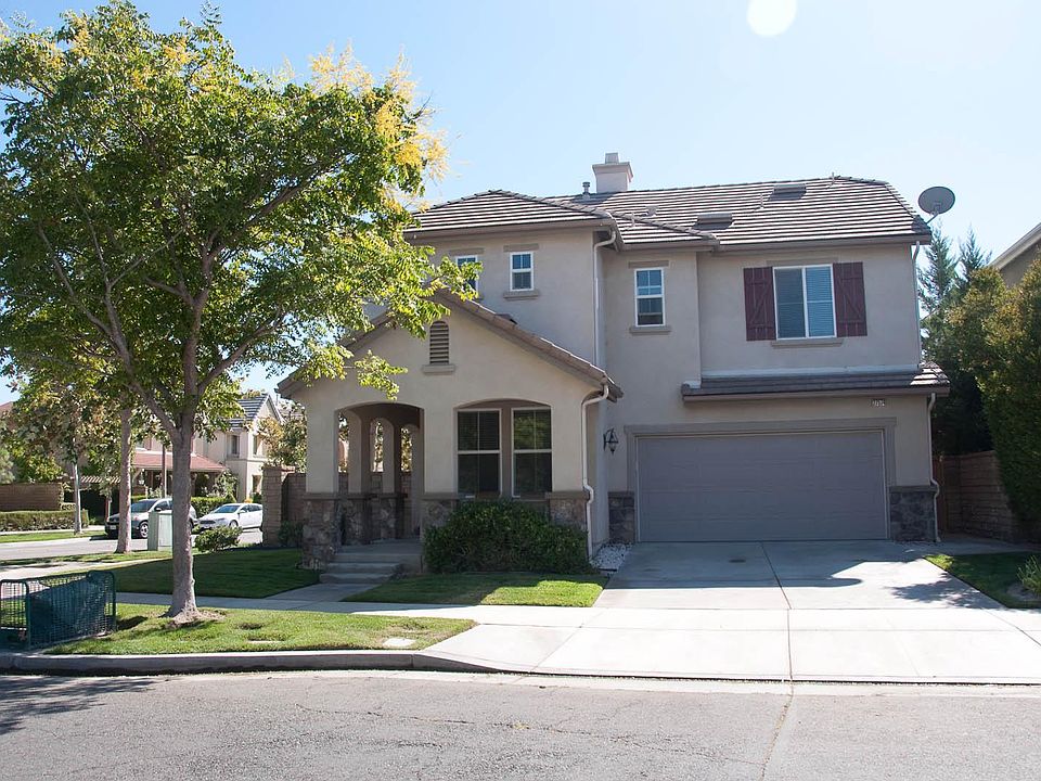 Front entry and drive way