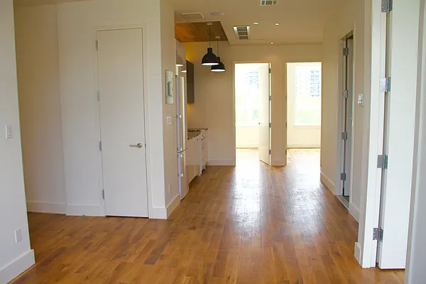 Rented by DYNY Inc | media 75