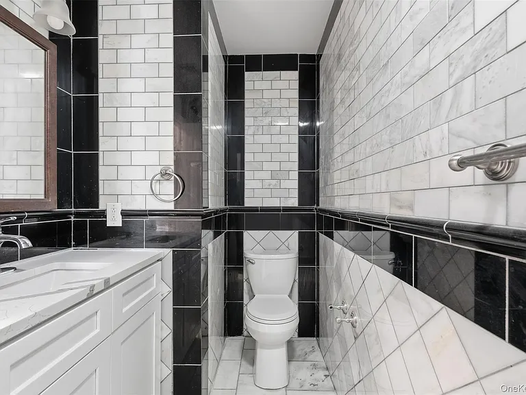 1618 Morningview Dr — Photo 29